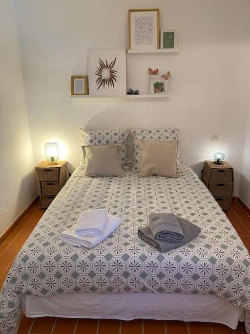 Simone, Appartement Maison, Quartier Calme, Grande Terrasse, Spa, Barbecue, 2 Chambres Фрежюс Экстерьер фото